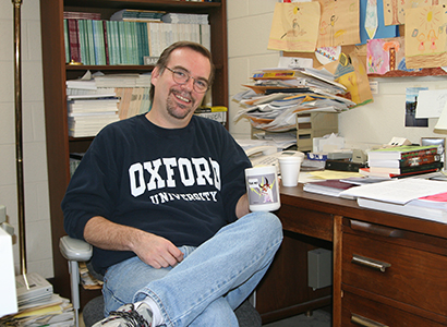 Barry Hollander taught in the Grady at Oxford summer program in 2006.