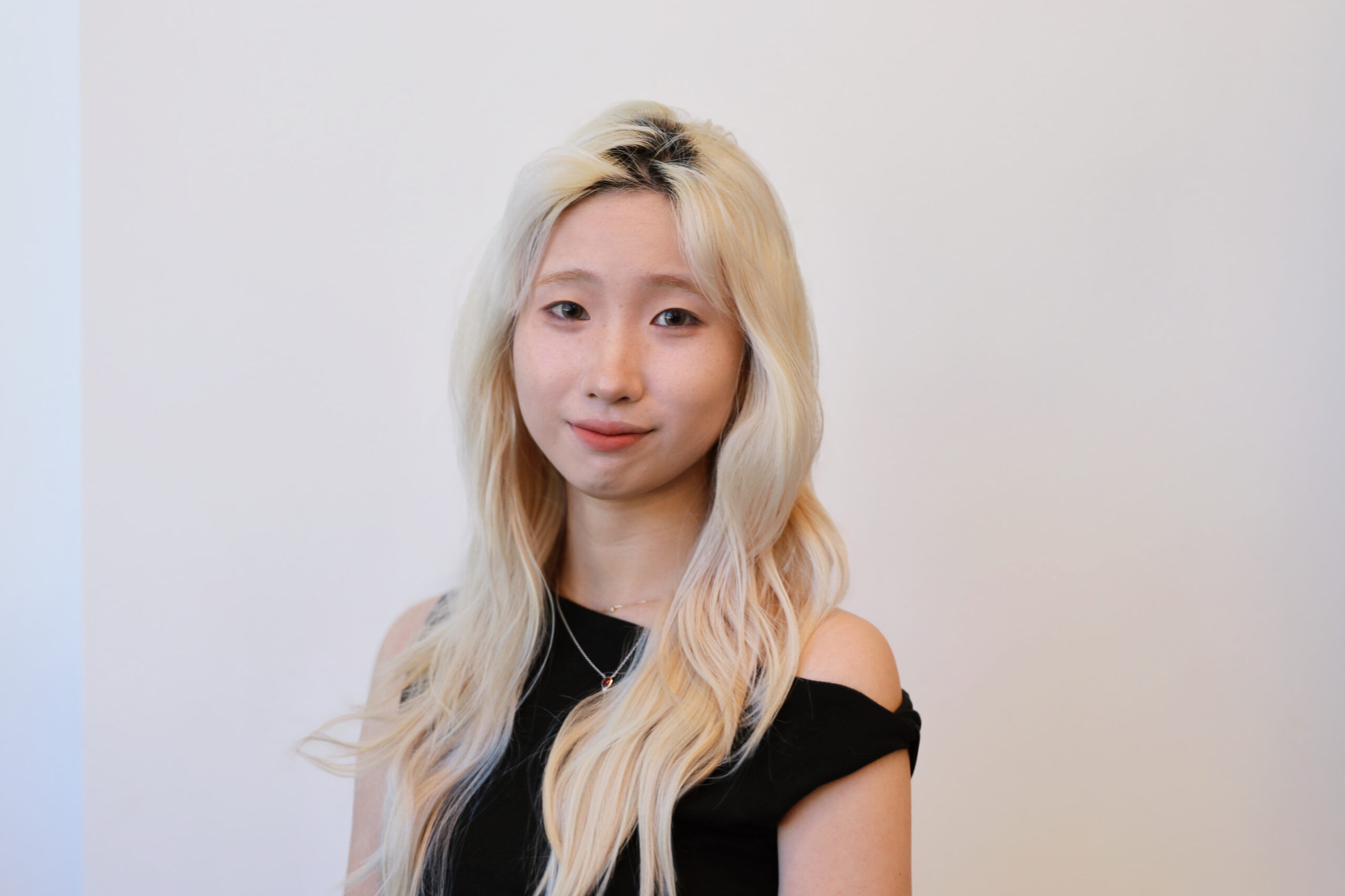 Yi "Ansley" Zhao headshot