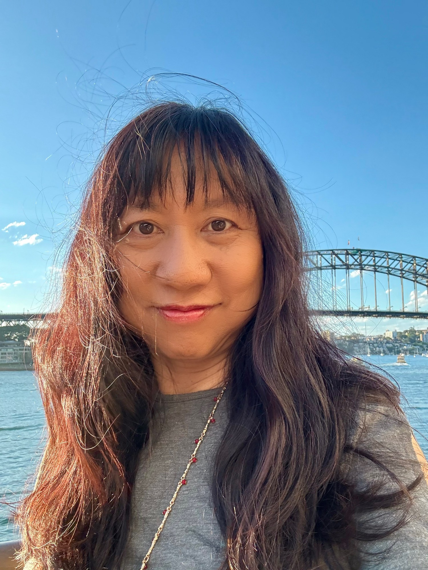 Headshot Dr. Flora Hung-Baesecke