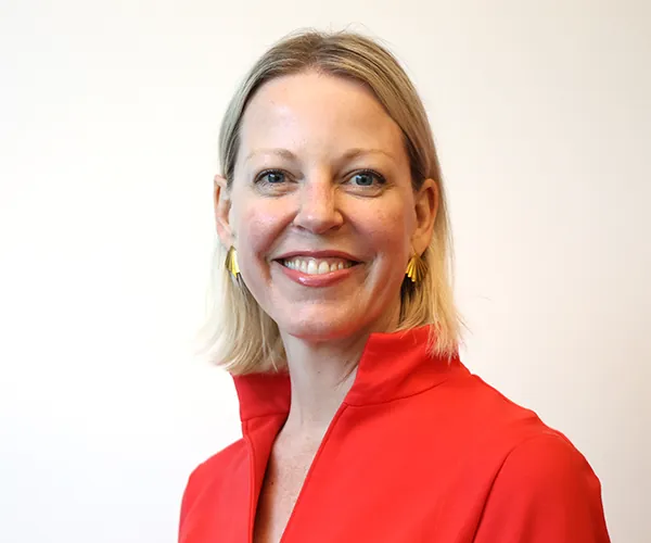 Headshot of Sara Cook